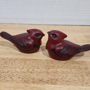 VINTAGE Set of RED BIRDS FIGURINE SPECIAL GIFTS BY CROWNING TOUCH